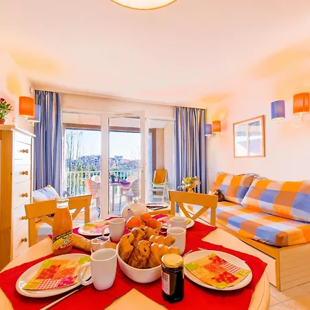 Lakeside Haven In Appartement