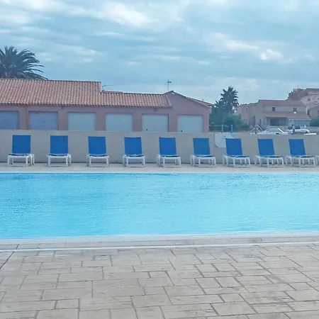 Lakeside Haven In Le Barcarès