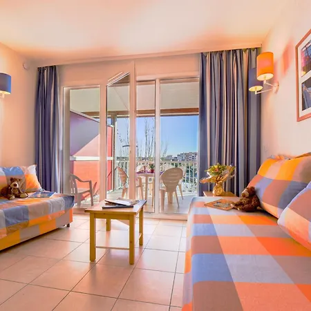 Lakeside Haven In Appartement Le Barcarès